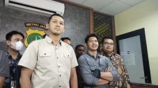 Jalani Pemeriksaan Selama...
