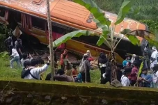 Kecelakaan Maut Bus...