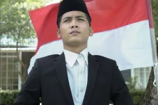 Bintang Emon Kritik...