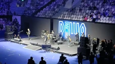 Dewa 19 Guncang Istora...