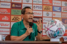 Bali United vs Persebaya...