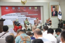 Ingatkan Kepala Daerah,...