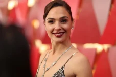 7 Fakta Gal Gadot Pemeran...