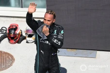 Lewis Hamilton Puas...