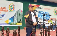 Buka Pertandingan Dies...