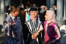 Bang Fauzi dan Indah...