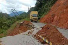 Hindari Jalan Ambles...