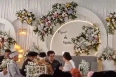 Viral! Wanita asal Jawa...