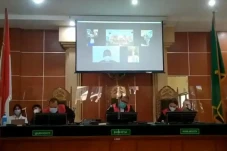 Pernikahan Sejenis Gemparkan...