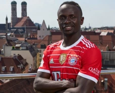 Pede! Sadio Mane Pasang...