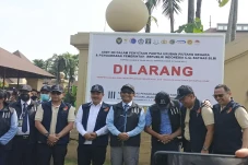 Lapangan Golf dan 2...