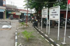 Dikeroyok 3 Orang, Pemuda...