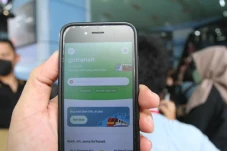 Beli Tiket KRL Commuter...