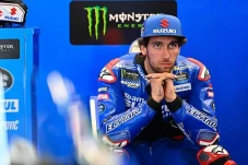 Alex Rins Beber Persiapan...