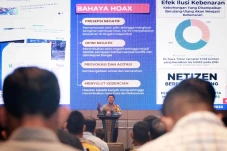 Deklarasi Anti Hoaks,...