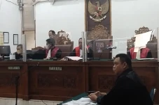 Digelar Virtual, Sidang...
