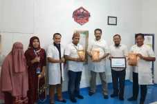 Komisaris Pelindo Berdialog...