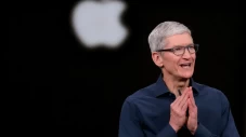 Tim Cook Blak-blakan...