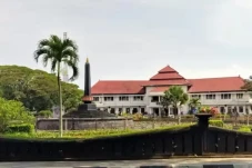 8 Kota dengan Janda...