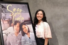 Bintangi Film Sinar...