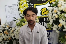 Berkontribusi Besar...