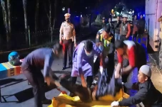 Ngebut di Jalan Bhayangkara...