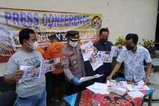 8 Kambing Kurban Raib...