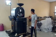 Dibantu Mesin Pengolahan...