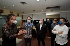 Permudah Akses Informasi,...