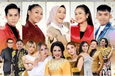 Si RockDut vs si Menggelegar,...