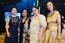Tampil Anggun, Nagita...