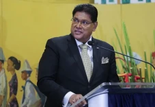 Suriname Batalkan Keputusan...