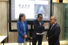 Cinta Laura Kiehl Jadi...