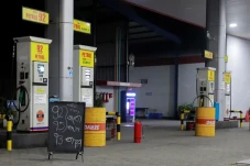 Sri Lanka Menuju Kebangkrutan,...
