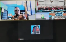 Bacakan Eksepsi, Hakim...