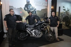 Goda Orang Kaya, Triumph...