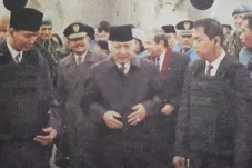 Kisah Soeharto Tanpa...