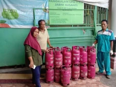 Gandeng IWAPI, Program...