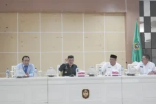 Wali Kota Palopo Pimpinan...