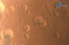 Kelilingi Mars 1.300...