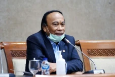 Tiba-tiba Ambruk, Wakil...