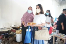 Ringan Sukses Bantu...