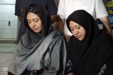 Ayu Anjani Sesalkan...