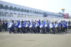 Idemitsu bLU cRU Yamaha...