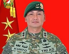 Profil Mayjen Kunto...