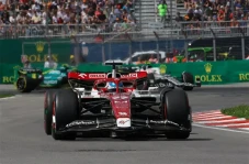 Valtteri Bottas Tercepat...