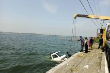 Baru Berlatih Mengemudi,...