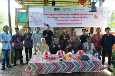 Kalla dan LBH Makassar...