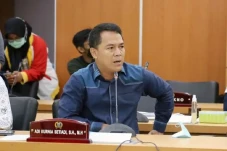 Keluarga Pelaku Buang...