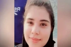 Ayah di Iran Tembak...